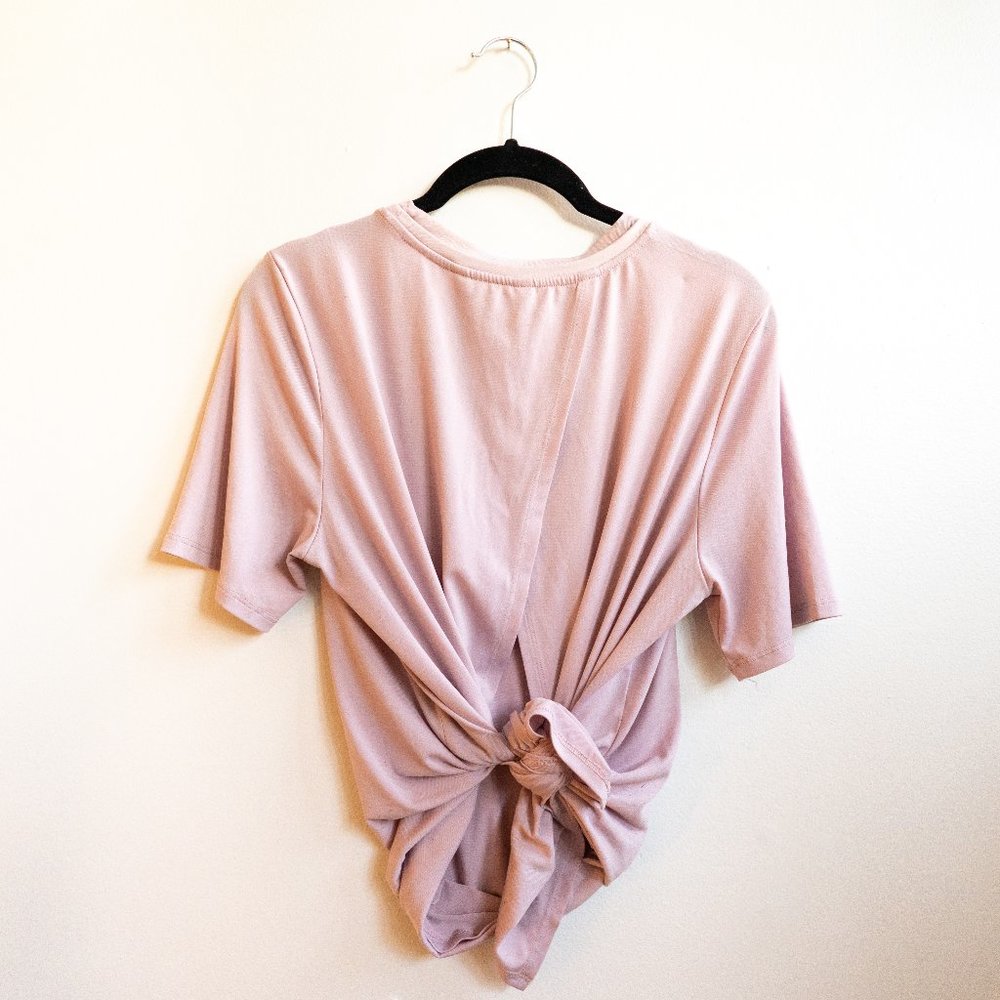 Fabletics Vivienne Cross Back Tee (Dusty Rose)